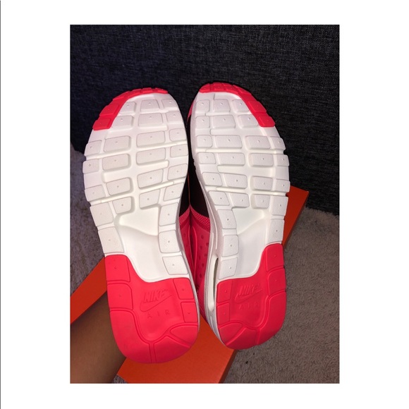 Pink Nike airmax zeros - Picture 3 of 4